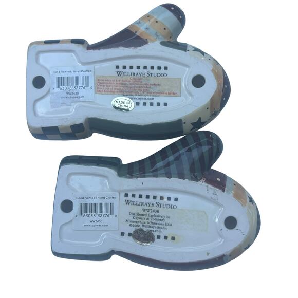 Williraye Studio Hand Painted Whimsical Mitten Tealight Candle Holders Folk Art - Picture 5 of 8